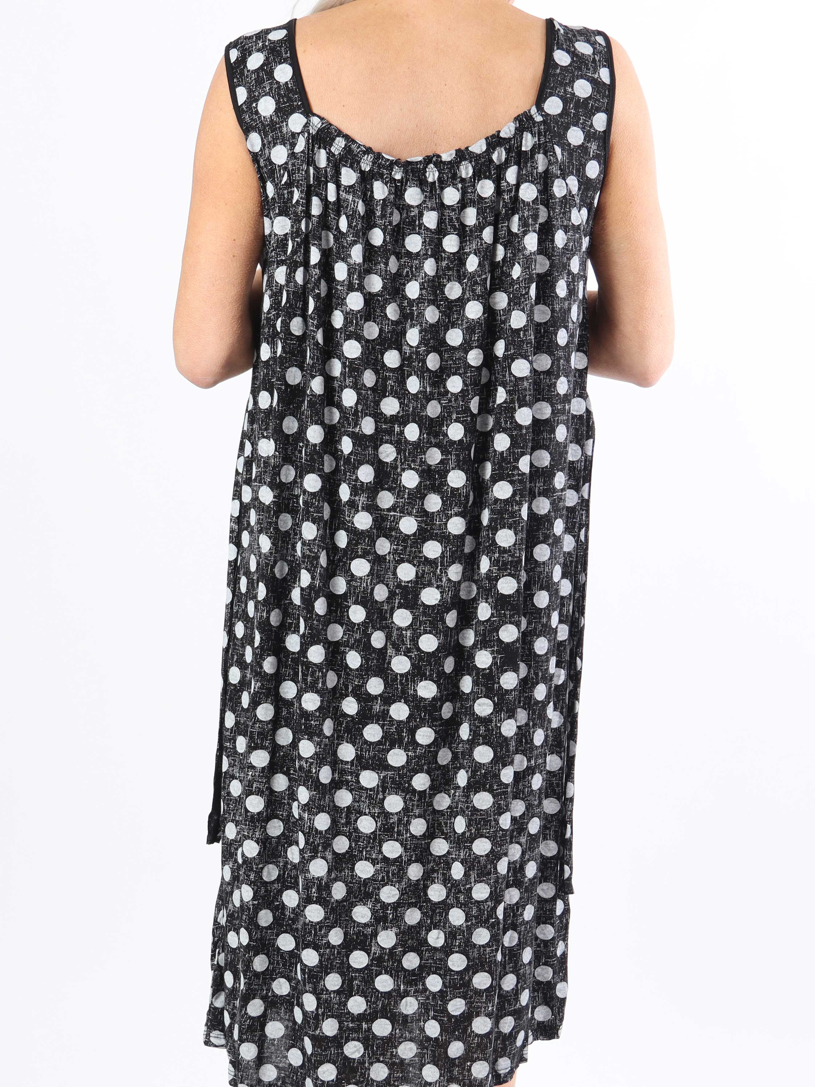 Medina - Prikket plus size kjole med bindebånd